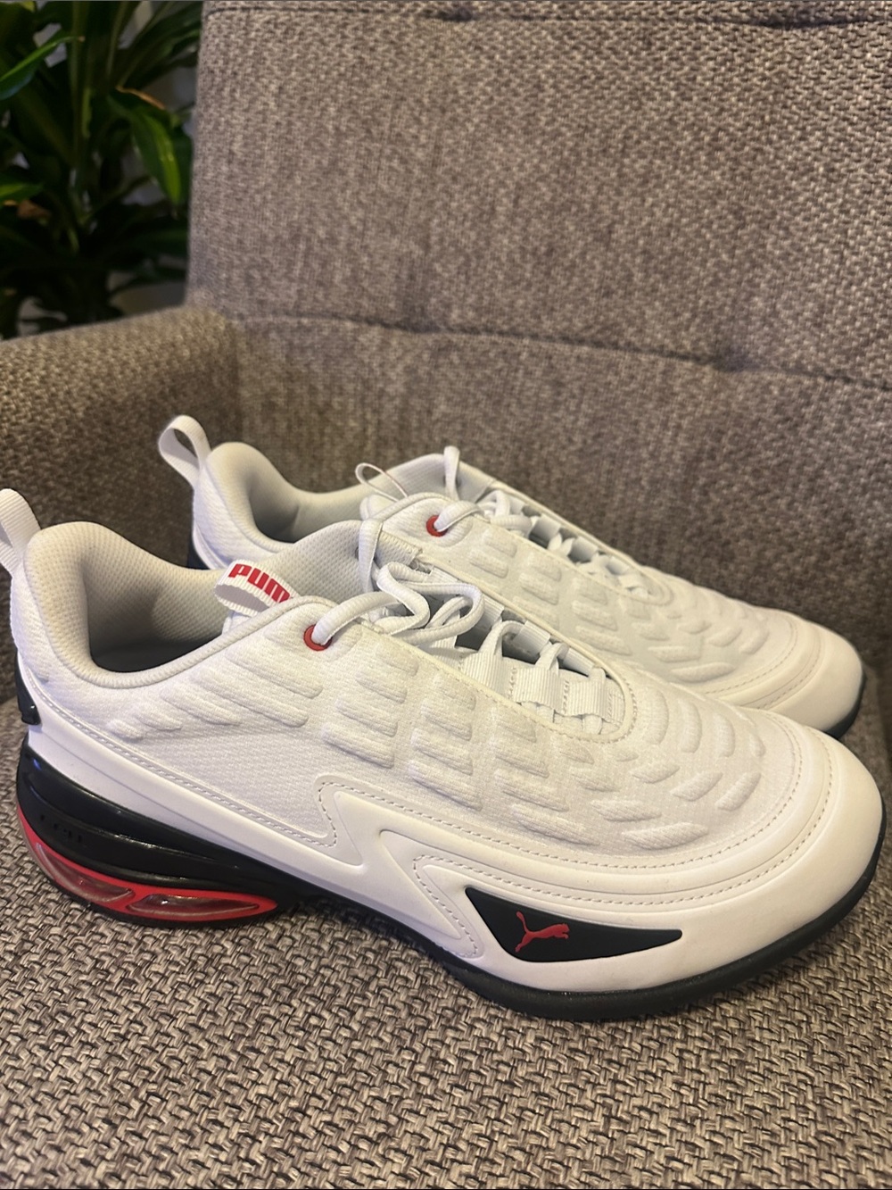 Puma White Black Red Low-Top Men's Sneakers